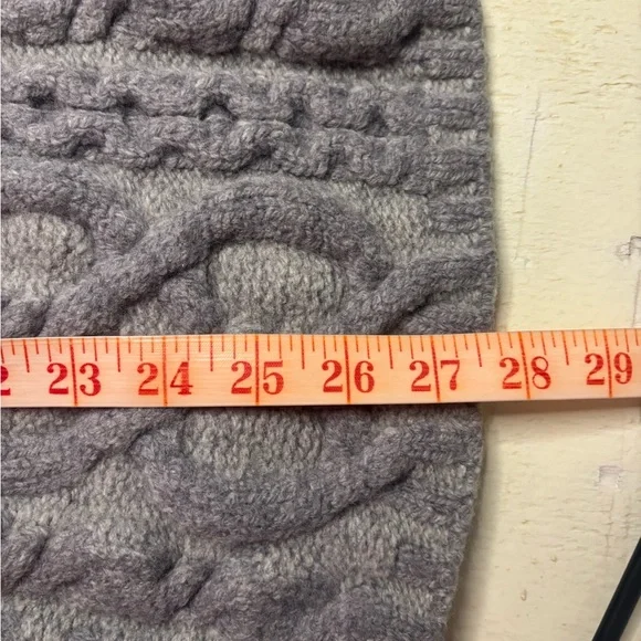 Aran Crafts 100% Merino Wool Sweater Ireland Gray Long Cardigan Size Medium - Picture 4 of 7